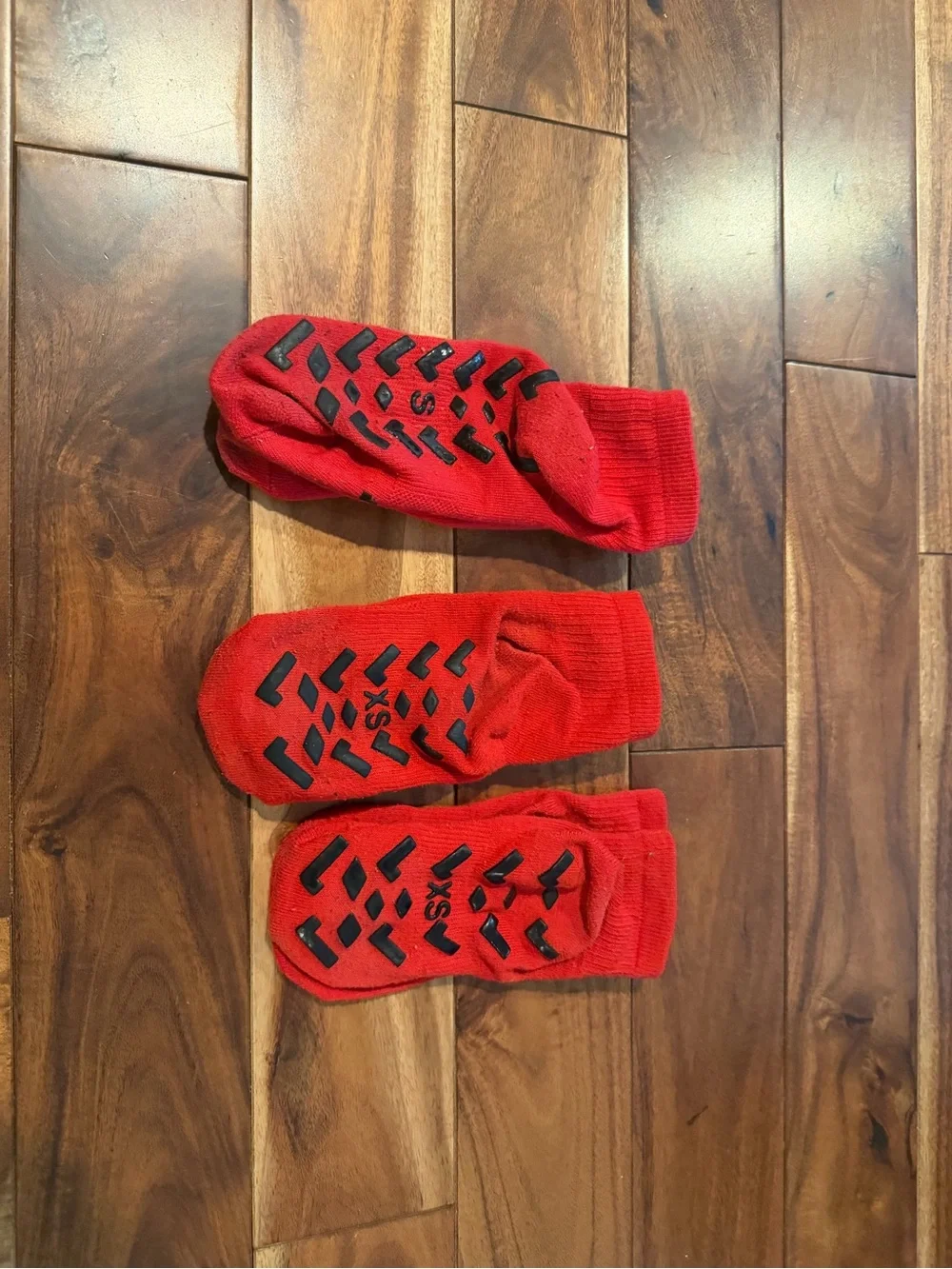 Lot of 3 Red 'DROP ZONE' kids Ankle Socks jump socks w/ grips